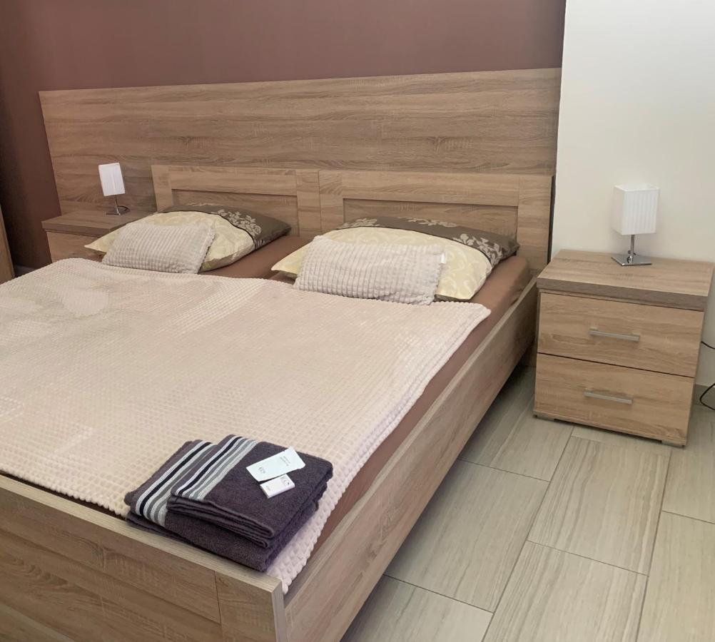 Apartmany Havlickova Mlada Boleslav Luaran gambar